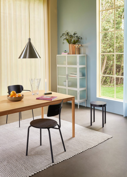 Hübsch Interior Vitrinenschrank Plex, Stahl grau