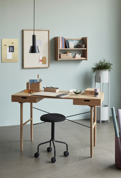 Hübsch Interior Polsterhocker mit Rollen, Metall, schwarz