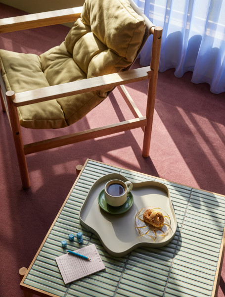 Hübsch Interior Pond Tablett Sandfarben